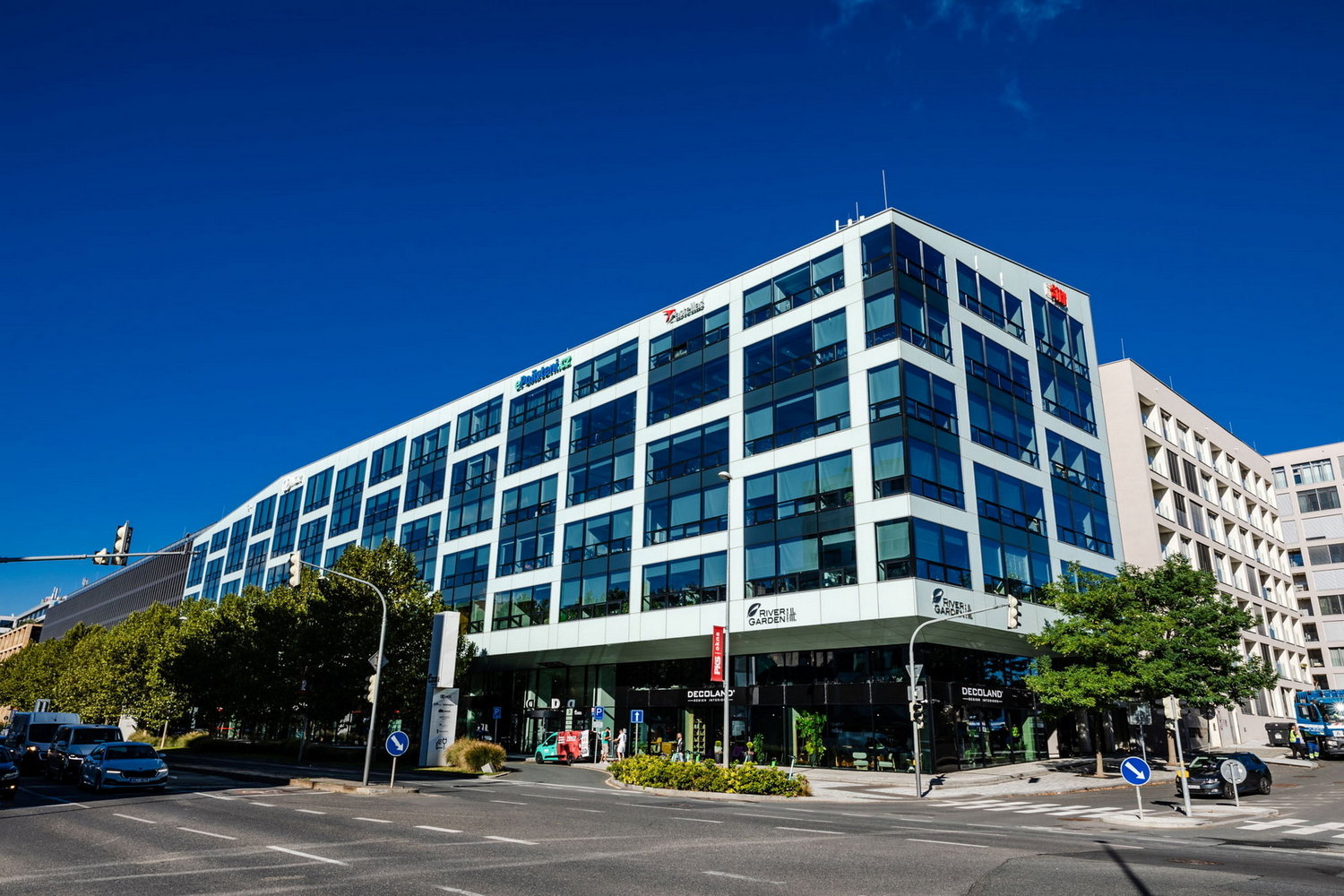 Novinky z Rohanského nábřeží: Co se měnilo v místních podnicích – rohanskenabrezi.cz