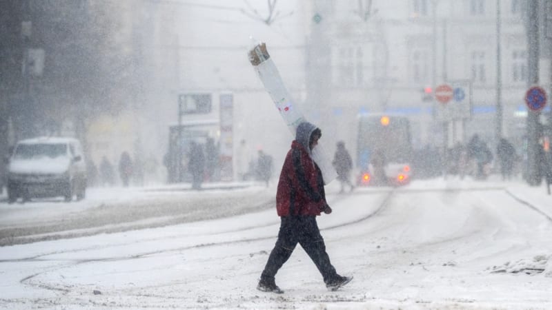 Vysoký stupeň nebezpečí: Česko sevře ledová pěst. Zasáhne větší oblast, platí zpřísněná výstraha