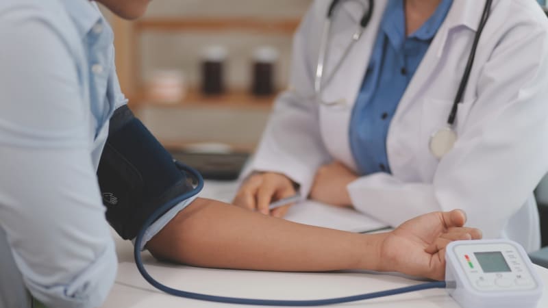 Změny ve zdravotnictví PŘEHLEDNĚ: Lepší prevence i dostupnost. Co se rokem 2026 pacientům mění?