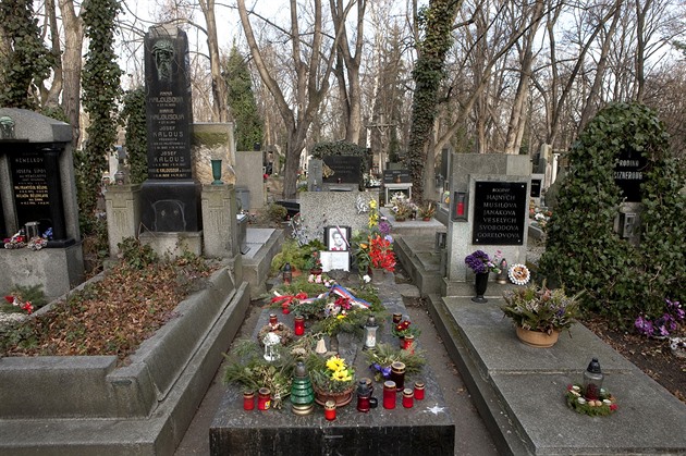 Režimu vadil Palachův hrob na Olšanech. Matce vyhrožovali ukradením ostatků