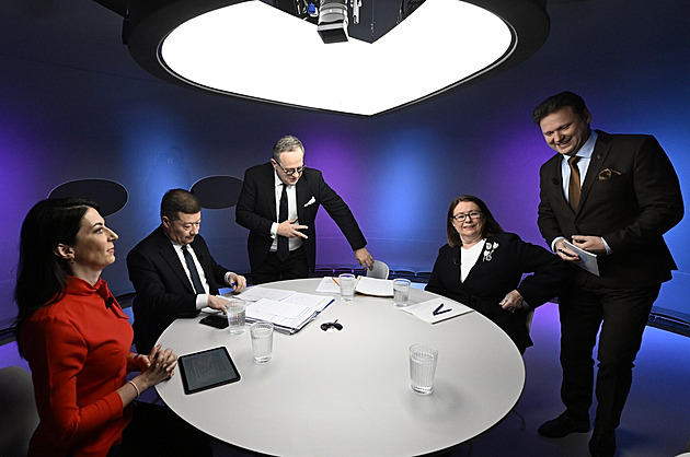 Kdo přijde po Moravcovi? Nedělní vysílání platí, hledá se moderátor