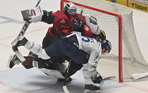 ONLINE: Sparta vyhrála první čtvrtfinále v Plzni, triumfu se přibližují i Pardubice