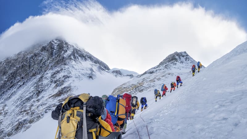 Podvod za miliony: Průvodci v Himalájích měli trávit horolezce kvůli penězům z pojištění