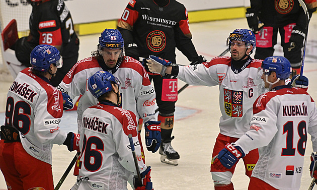 Česko - Německo 5:3. Vítězný start přípravy na MS, zazářili Flek a Tomášek