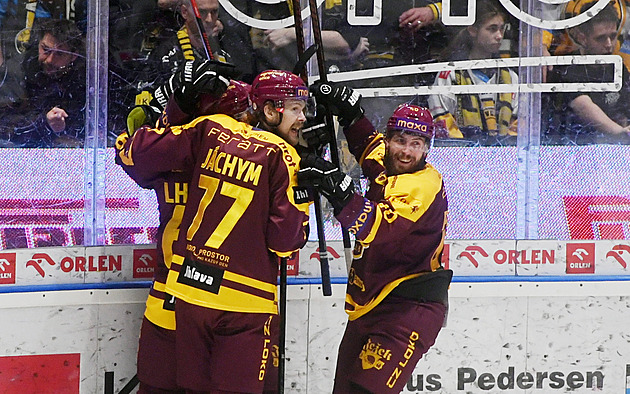 ONLINE: Litvínov - Jihlava 1:2. Hosté jdou v baráži opět do vedení. Trefil se Lhoták