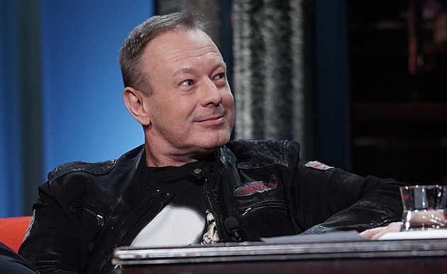 Ještě včera byli ve spojení. Poslední píseň Oskara Petra uděláme, hlásí Dvořák z Lucie