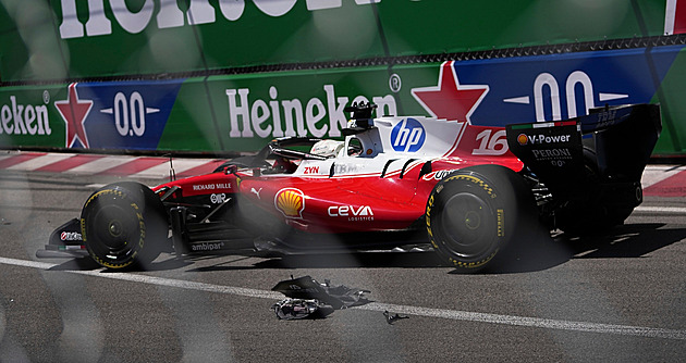První pro Leclerca, druhý pro Hamiltona. Tréninky v Monaku ovládli piloti Ferrari