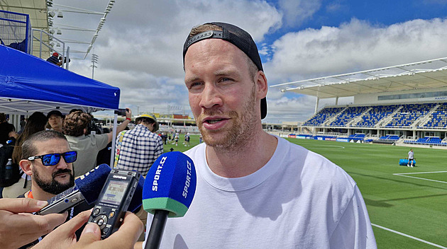 Fanoušek Faksa: Příště vezmu syna, kopne si s Coufalem. Lístky? Asi zatáhnu za nitku