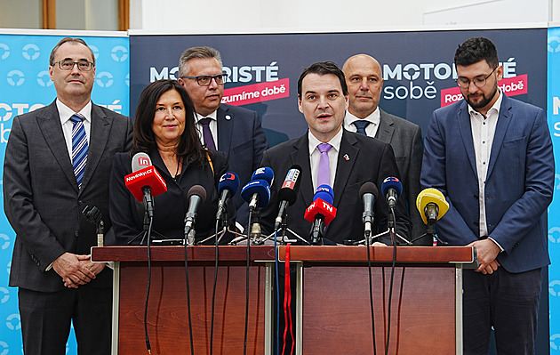 Motoristy sobě povede v Praze do voleb podnikatelka Sovová