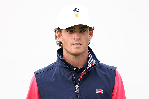 Golfista Koivun pobavil fanoušky. Na fotce skončil mezi partnerkami spoluhráčů