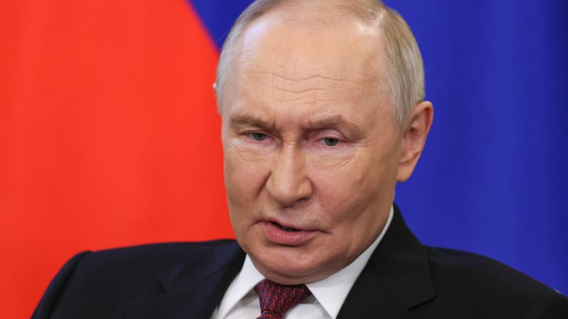 Putinovy válečné halucinace: Mluví o enormních ziscích, území ale ztrácí, píší analytici