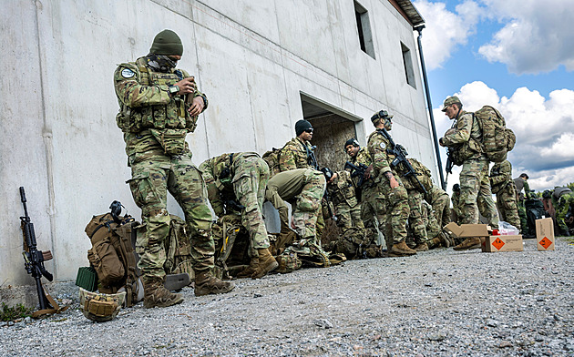 NATO se pouští do jaderného cvičení. To nepřispívá k zmírnění napětí, míní Moskva
